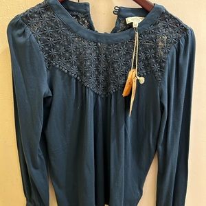 Beautiful UK Brand FatFace long sleeved top. New with Tags. Size 2. Lace detail.